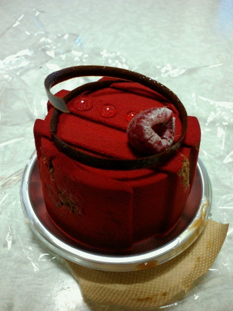 赤いケーキ 赤い粉がなんな Photo Sharing Photozou