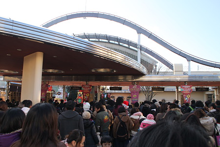 005　開園待ち