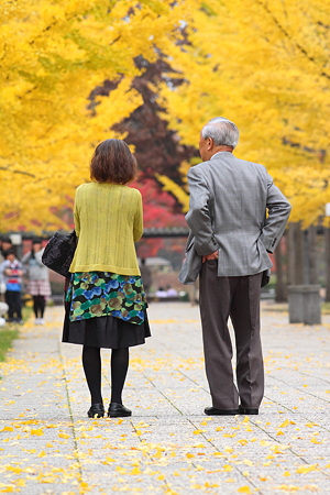 仲良しな老夫婦
