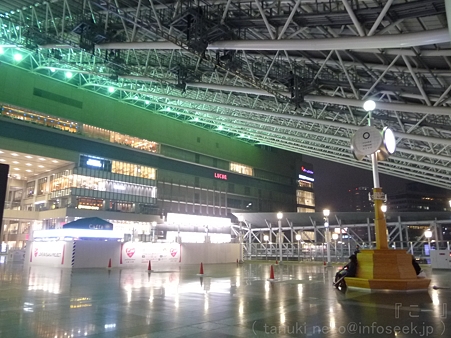 120305-大阪駅 (3)