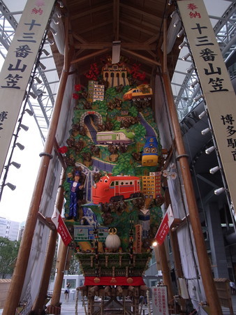02 博多祇園山笠 飾り山 博多駅 2012年 アニメチャギントン写真画像