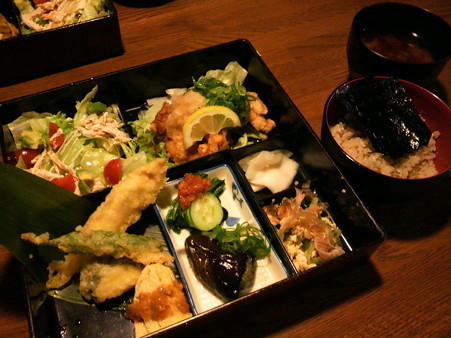 鳥作のランチ